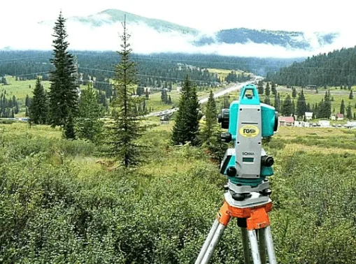 Винесення в натуру меж земельної ділянки